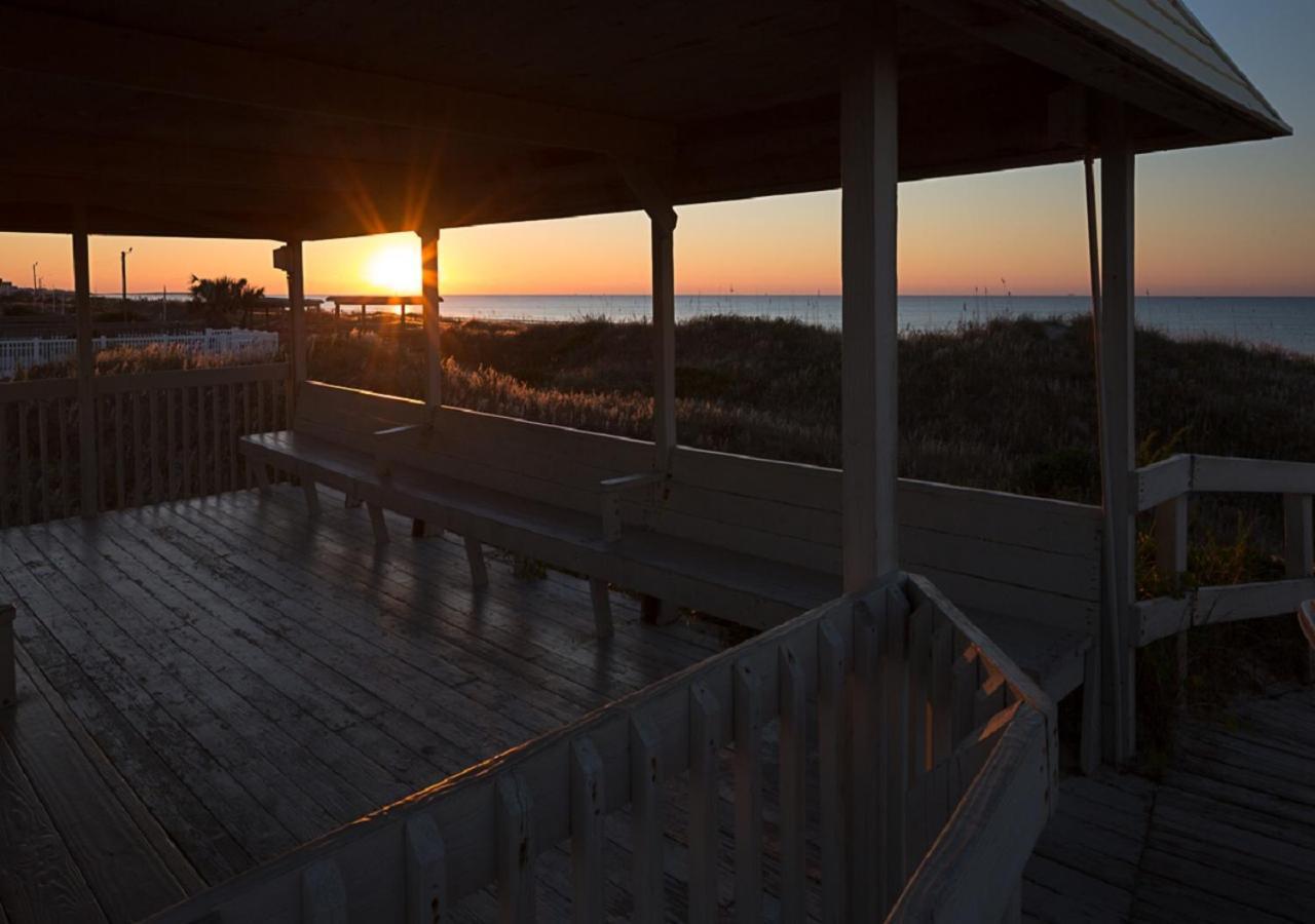 Atlantic Beach Resort, A Ramada By Wyndham Buitenkant foto