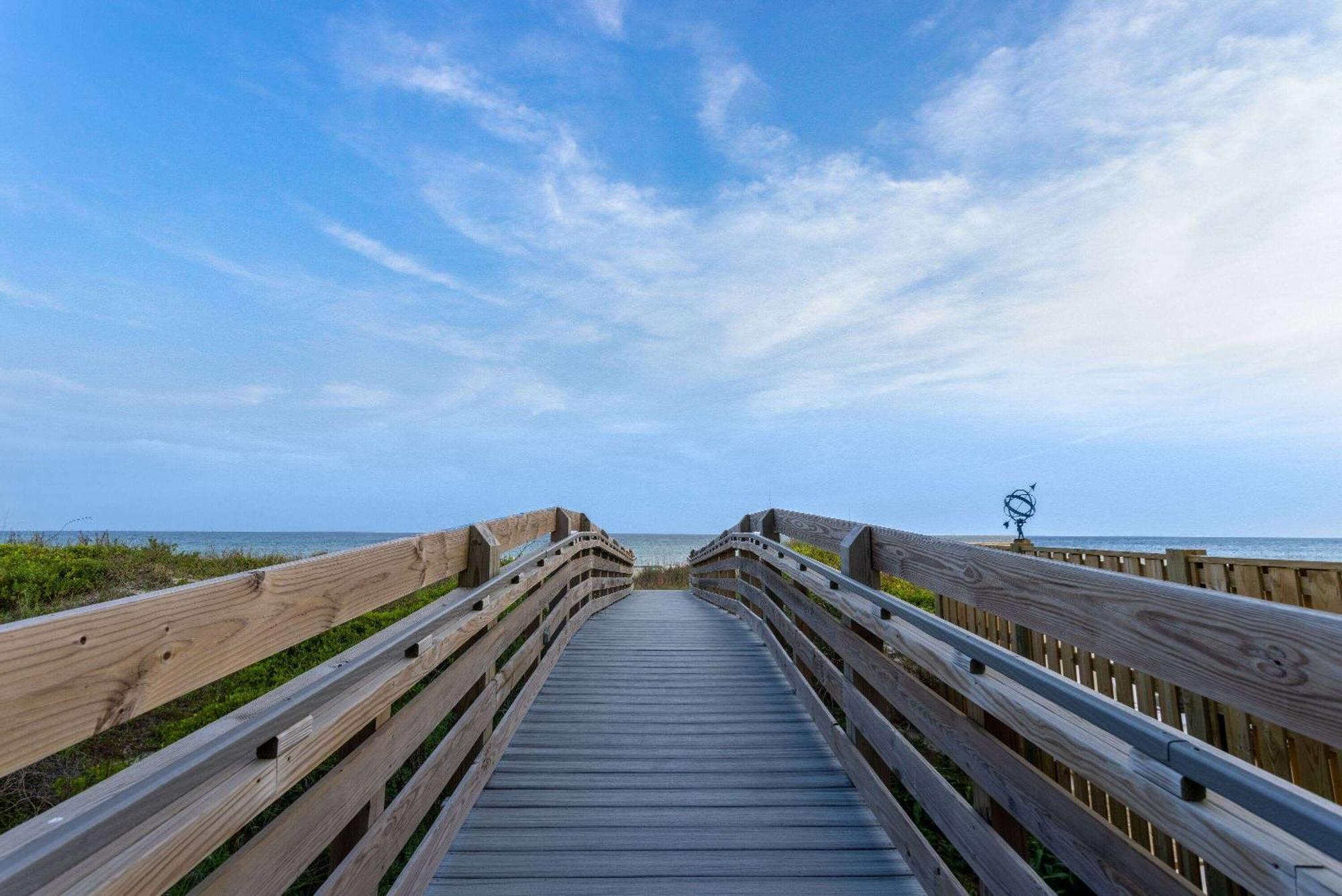 Atlantic Beach Resort, A Ramada By Wyndham Buitenkant foto