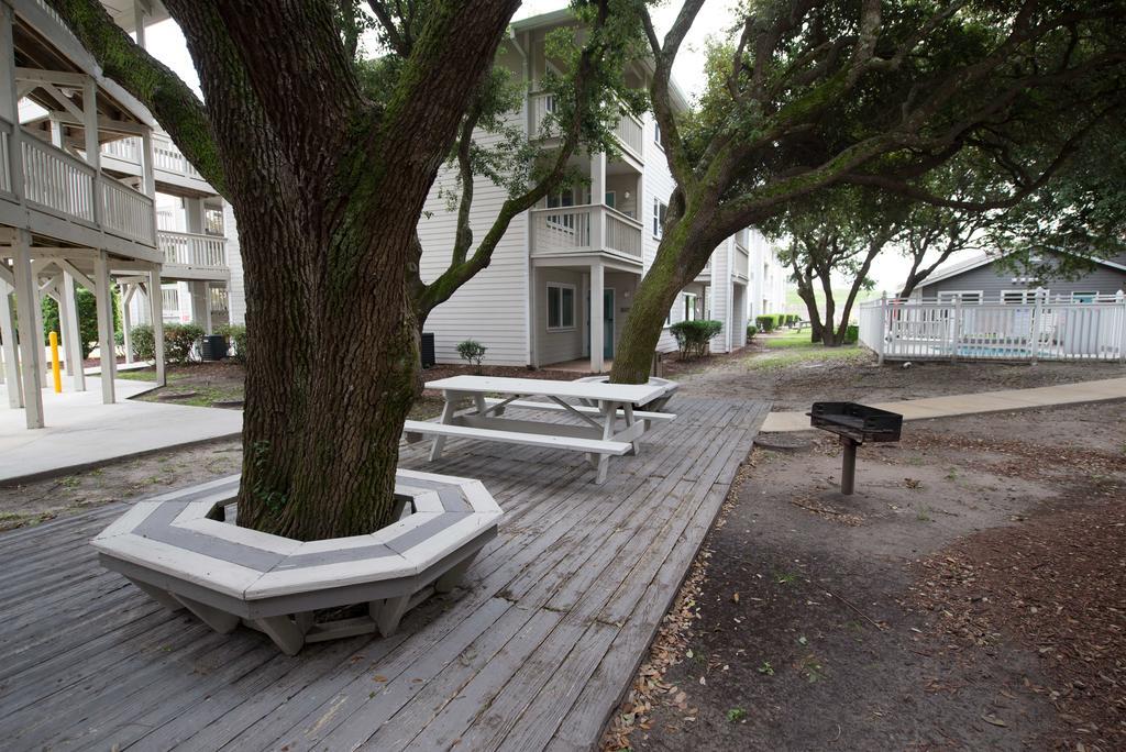 Atlantic Beach Resort, A Ramada By Wyndham Buitenkant foto