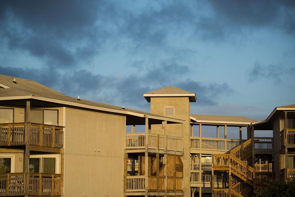Atlantic Beach Resort, A Ramada By Wyndham Buitenkant foto